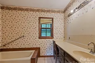 831 Qualla Rd, Waynesville, NC 28785 - Photo 25