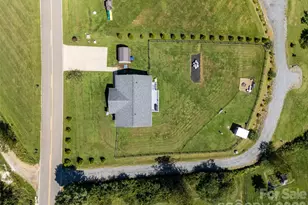 257 Tipton Hill Rd, Leicester, NC 28748 - Photo 25