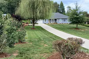 329 Springwood Dr NE, Valdese, NC 28690 - Photo 3