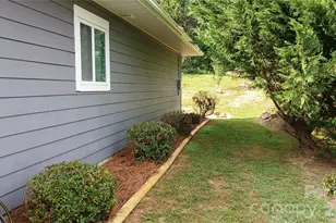 329 Springwood Dr NE, Valdese, NC 28690 - Photo 11