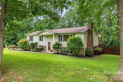 129 Whisperwood Drive, Hendersonville, NC 28791 - Photo 3