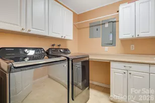 129 Whisperwood Dr, Hendersonville, NC 28791 - Photo 31
