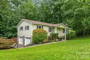 129 Whisperwood Dr, Hendersonville, NC 28791 - Photo 33