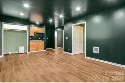 129 Whisperwood Drive, Hendersonville, NC 28791 - Photo 27