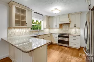 129 Whisperwood Dr, Hendersonville, NC 28791 - Photo 13