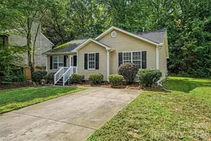 10104 Rockwood Rd, Charlotte, NC 28215 - Photo 3
