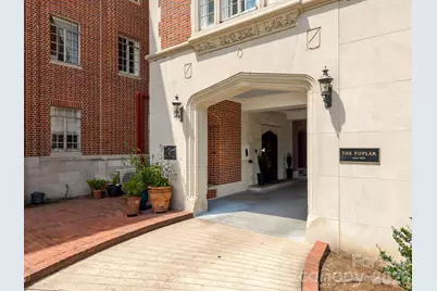 301 W 10th Street #407, Charlotte, NC 28202 - Photo 3