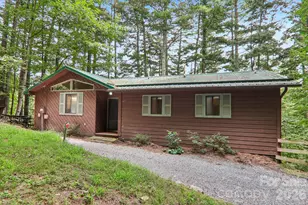 21 Wild Bird Ln, Maggie Valley, NC 28751 - Photo 3