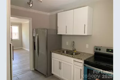 2717 Columbus Circle, Charlotte, NC 28208 - Photo 3