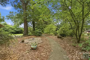 4819 Carousel Dr, Charlotte, NC 28212 - Photo 29