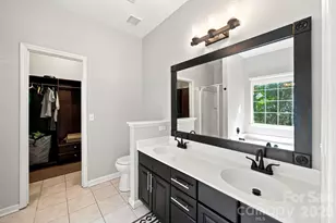 8927 Raven Park Dr, Charlotte, NC 28216 - Photo 21