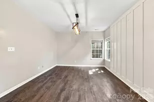 8927 Raven Park Dr, Charlotte, NC 28216 - Photo 19
