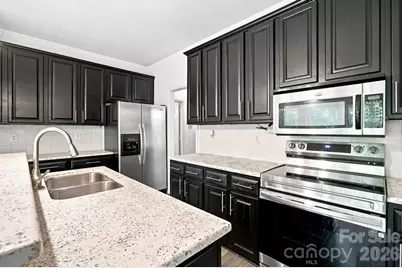 8927 Raven Park Drive, Charlotte, NC 28216 - Photo 11