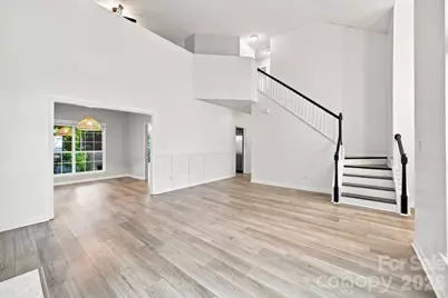 8927 Raven Park Drive, Charlotte, NC 28216 - Photo 5