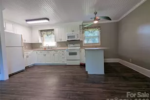 424 Bear Creek Rd, Shelby, NC 28152 - Photo 9