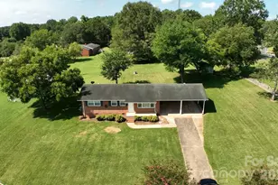 424 Bear Creek Rd, Shelby, NC 28152 - Photo 3