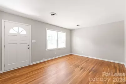 5054 Curtiswood Drive, Charlotte, NC 28213 - Photo 3