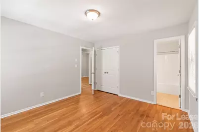 5054 Curtiswood Drive, Charlotte, NC 28213 - Photo 15