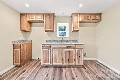 109 Countryside Drive SE, Lenoir, NC 28645 - Photo 3