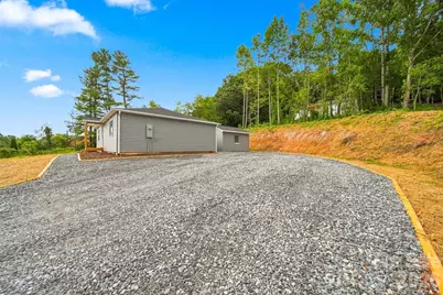 109 Countryside Drive SE, Lenoir, NC 28645 - Photo 19