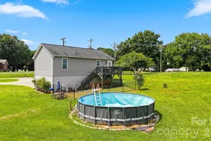 4548 Bethel Church Rd, Hickory, NC 28602 - Photo 27