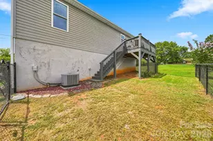 4548 Bethel Church Rd, Hickory, NC 28602 - Photo 23