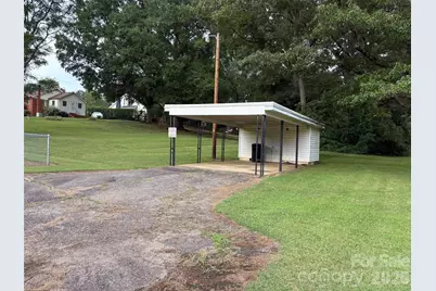 316 E Statesville Avenue, Mooresville, NC 28115 - Photo 7