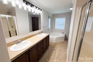 3556 Oakwood Ave, Claremont, NC 28610 - Photo 9