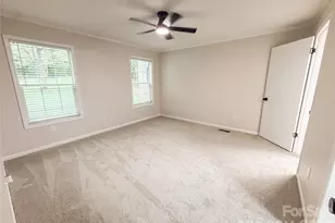 3556 Oakwood Ave, Claremont, NC 28610 - Photo 7