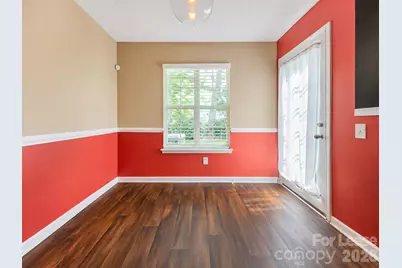10048 University Park Lane, Charlotte, NC 28213 - Photo 5