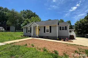 2401 Roslyn Ave, Charlotte, NC 28208 - Photo 1