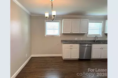 2401 Roslyn Avenue, Charlotte, NC 28208 - Photo 5