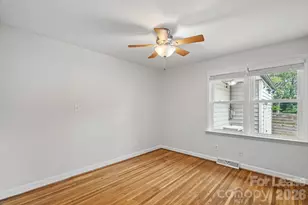 4231 Mantle Ct, Charlotte, NC 28205 - Photo 11