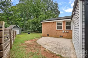 4231 Mantle Ct, Charlotte, NC 28205 - Photo 15