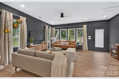 5151 Grafton Drive, Charlotte, NC 28215 - Photo 9