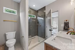 5151 Grafton Dr, Charlotte, NC 28215 - Photo 21