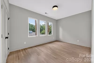 5151 Grafton Drive, Charlotte, NC 28215 - Photo 37