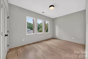 5151 Grafton Dr, Charlotte, NC 28215 - Photo 37