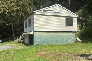 321 Bartlett Rd, Weaverville, NC 28787 - Photo 3