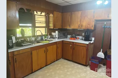 321 Bartlett Road, Weaverville, NC 28787 - Photo 17
