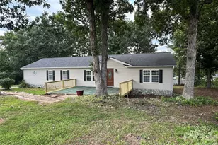 4786 Briar Ct, Granite Falls, NC 28630 - Photo 3