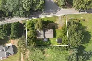 308 Browntown Rd, Leicester, NC 28748 - Photo 31