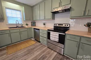 118 Oakwood Ave, Salisbury, NC 28146 - Photo 3