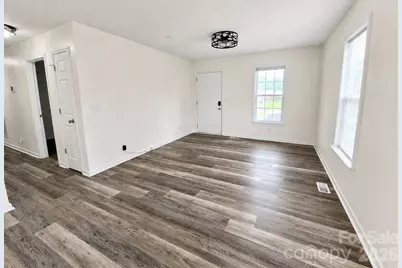 118 Oakwood Avenue, Salisbury, NC 28146 - Photo 9