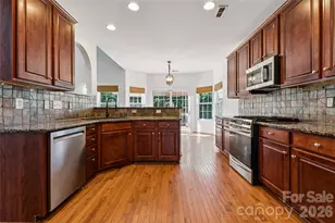 104 Planters Dr, Statesville, NC 28677 - Photo 11