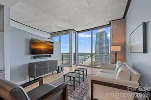 210 N Church St, Charlotte, NC 28202 - Photo 9