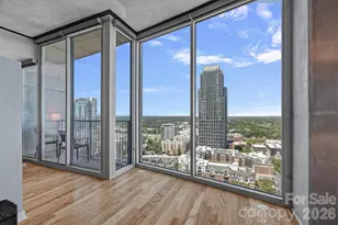 210 N Church St, Charlotte, NC 28202 - Photo 11