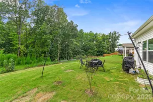 9022 Evercrisp Ln, Charlotte, NC 28215 - Photo 27