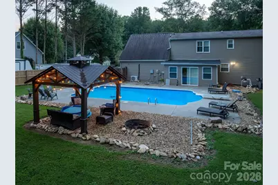 922 Plantation Drive, Lenoir, NC 28645 - Photo 11
