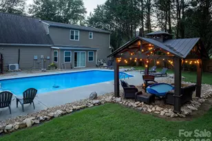 922 Plantation Dr, Lenoir, NC 28645 - Photo 9